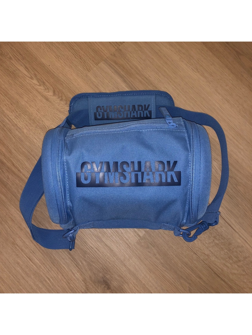 GYMSHARK BOLD COASTAL BABY BLUE BARREL BUCKET GYM BAG CROSSBODY STRAP SHOULDER
